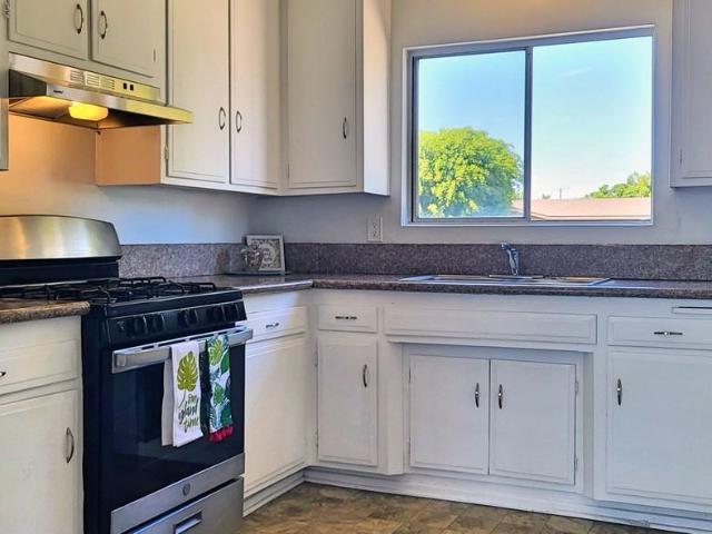 Apartment for rent in Long Beach, California