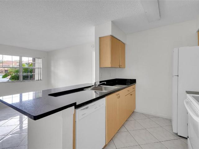Apartment for rent in Pembroke Pines, Florida