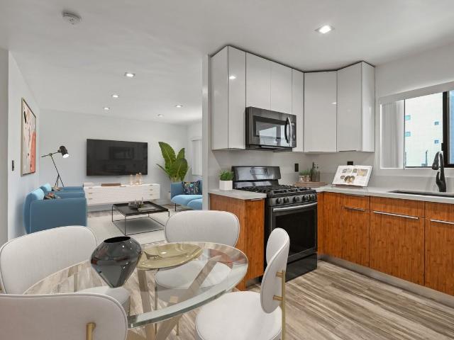 Apartment for rent in Canoga Park, California