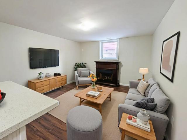 Apartment for rent in Ancaster, Ontario