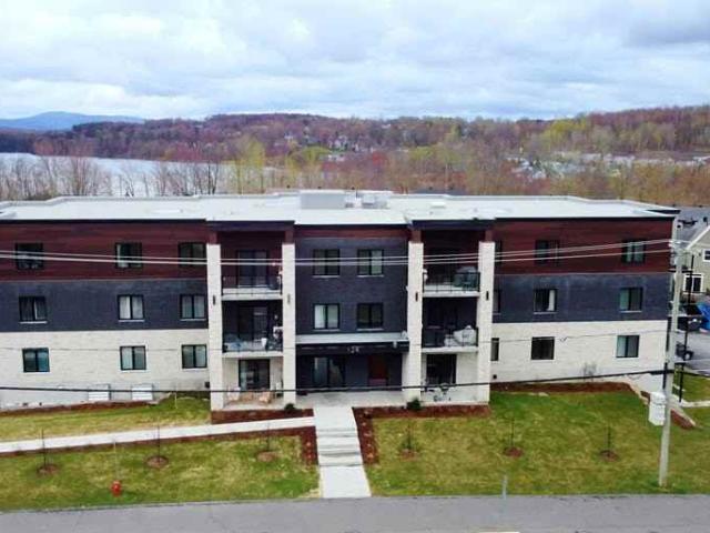 Apartment for rent in La Haute-yamaska, Quebec