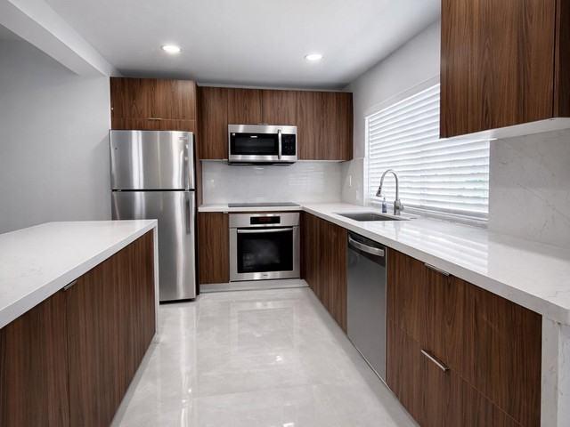 Apartment for rent in Hallandale, Florida