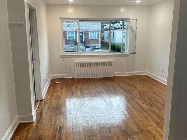 Apartment for rent in Arverne, New York