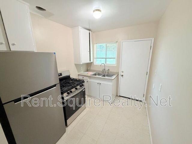 Apartment for rent in Azusa, Los Angeles County