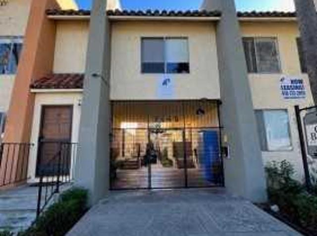 Apartment for rent in Culver City, California