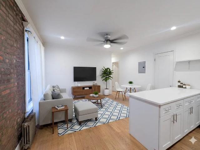 Apartment for rent in Arverne, New York