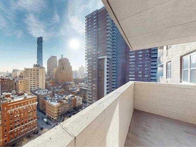 Apartment for rent in Arverne, New York