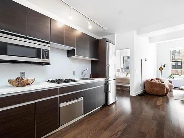Apartment for rent in Arverne, New York