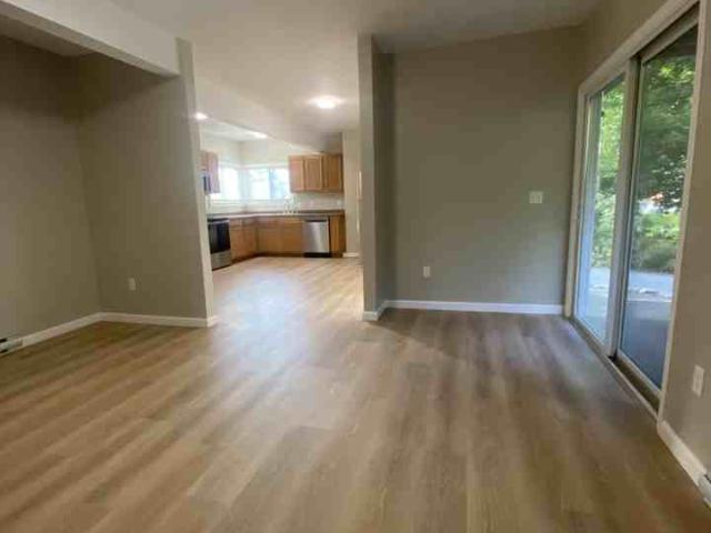 Apartment for rent in North Oxford, Massachusetts
