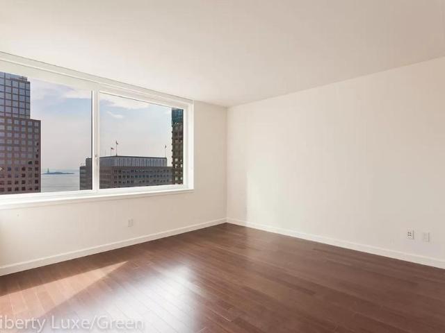 Apartment for rent in Arverne, New York