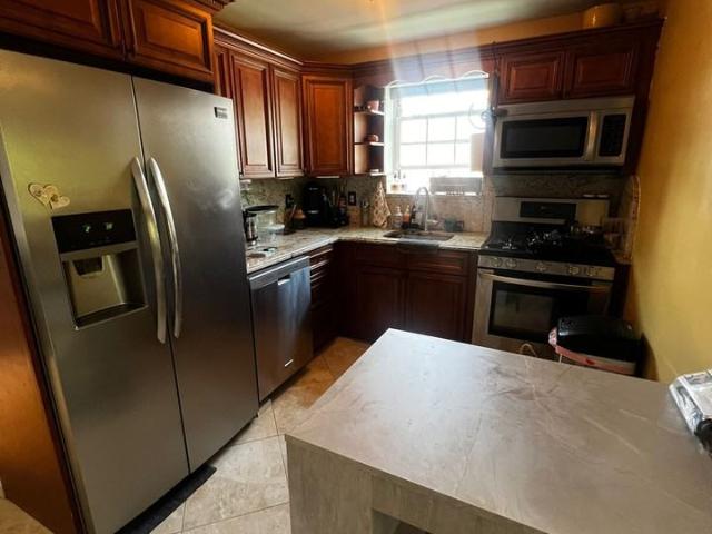 Apartment for rent in Arverne, New York