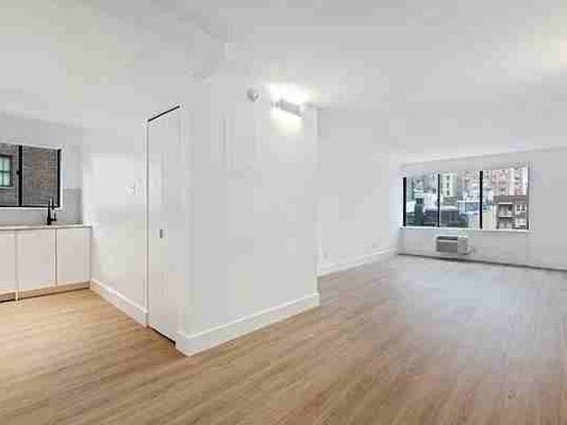 Apartment for rent in Arverne, New York