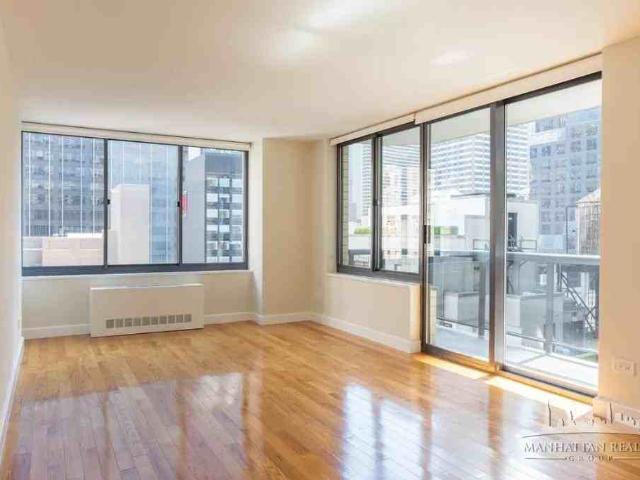 Apartment for rent in Arverne, New York