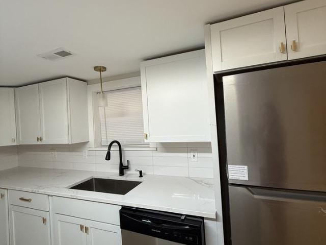 Apartment for rent in Chicago Park, Illinois