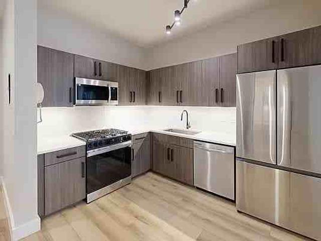 Apartment for rent in Arverne, New York