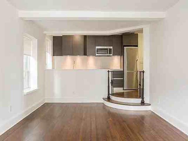 Apartment for rent in Arverne, New York