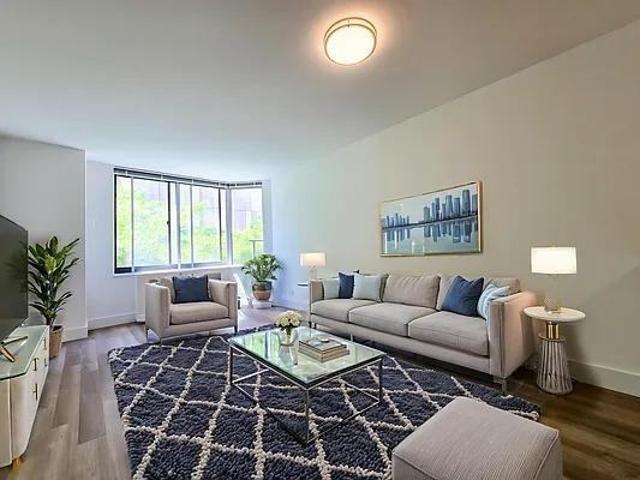 Apartment for rent in Arverne, New York