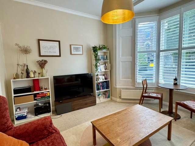 Apartment for rent in Brownswood Park, Greater London