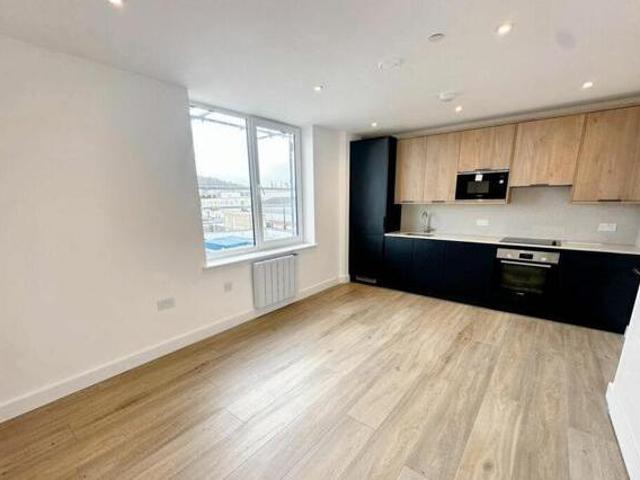House for rent in Lyons, Greater London