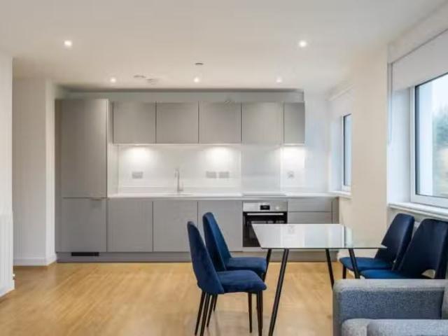 Apartment for rent in Hillview, Surrey