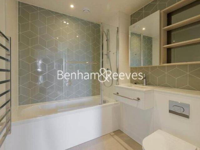 Apartment for rent in Cat Hill, England