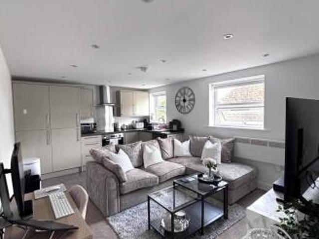Apartment for rent in Lee Bank, Greater Manchester