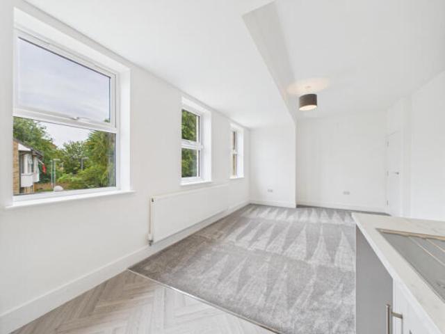 Apartment for rent in Bromley Green, Ashford