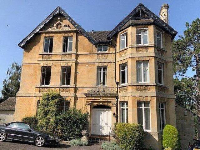 House for rent in Lyons, Greater London