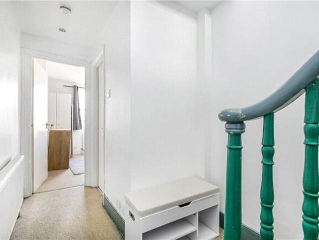 Apartment for rent in Cat Hill
