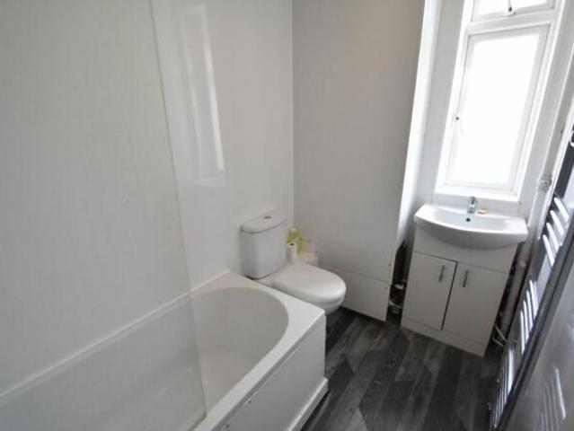 Apartment for rent in South Lane, West Yorkshire