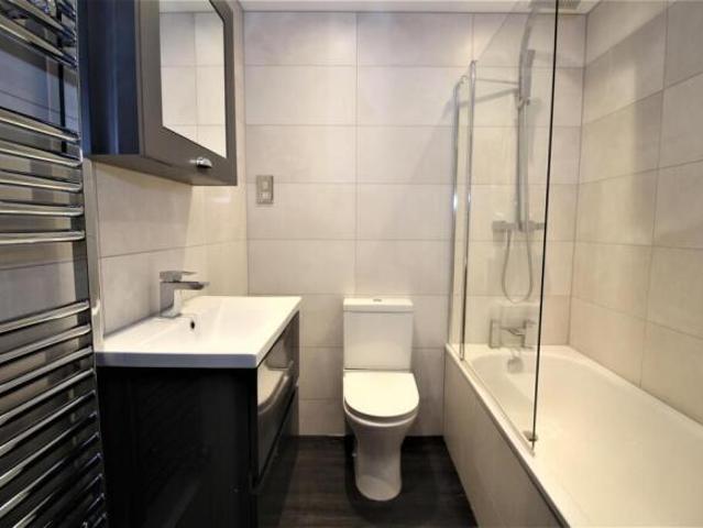 Apartment for rent in Charles, North Devon