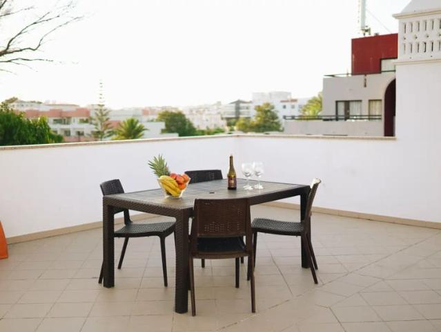 Apartamento alugar em Albufeira e Olhos de Água, Albufeira