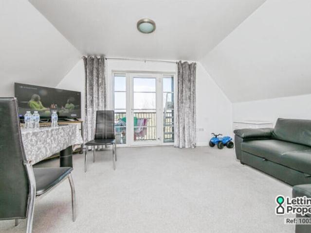 Apartment for rent in Ravenswood, Key Street