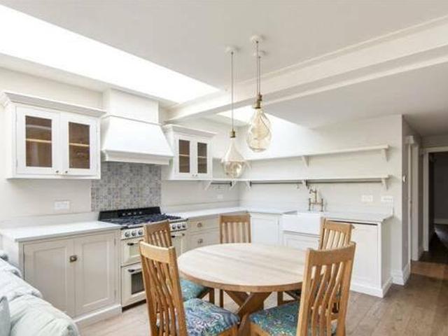 House for rent in Lyons, Greater London