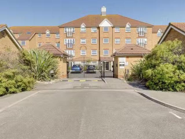 Apartment for rent in Fishersgate, West Sussex