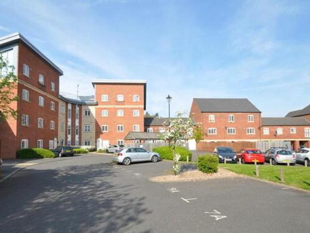 House for rent in Lyons, Greater London