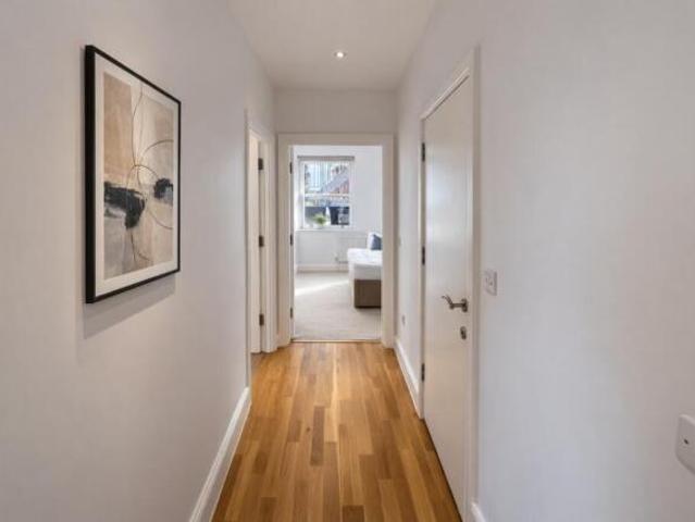 Apartment for rent in Wallis, Ambleston