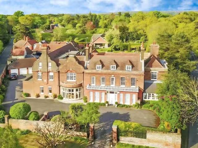 Apartment for rent in Ingatestone and Fryerning, Navestock Side