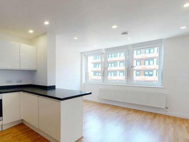 House for rent in Lee Chapel, Essex