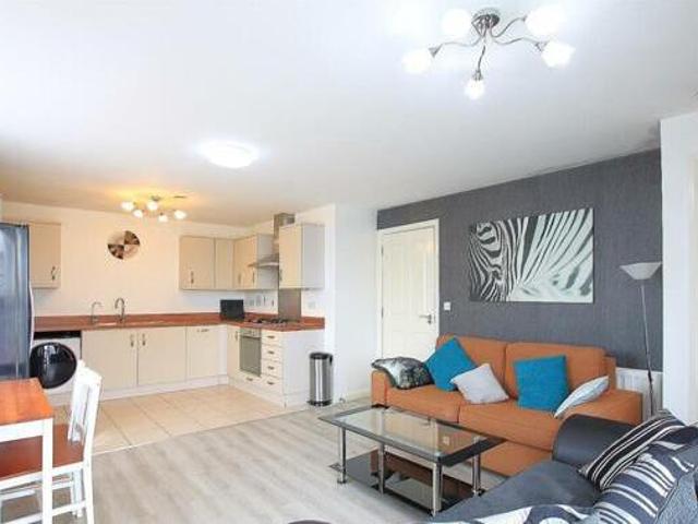 House for rent in London Borough of Hounslow, Greater London