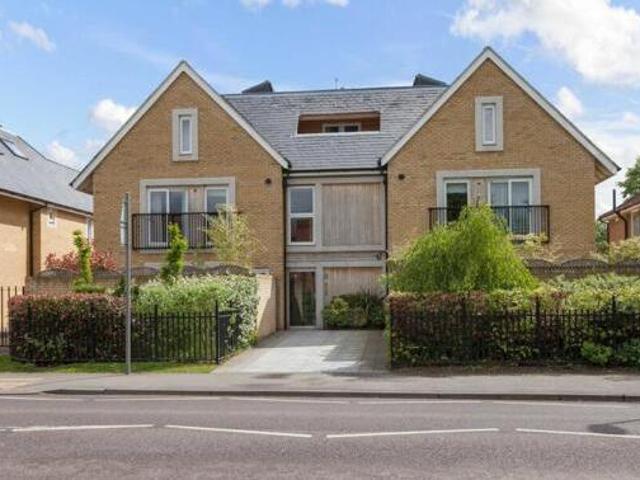 House for rent in Holtspur, Knotty Green
