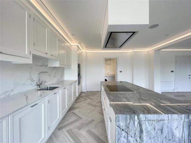 Apartment for rent in Hadley Wood, Greater London