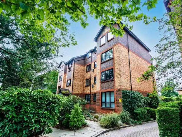 Apartment for rent in Bickley, Plaistow