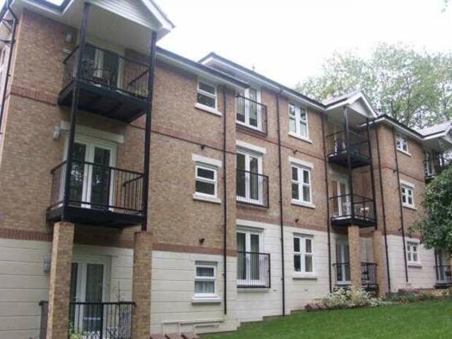House for rent in Hammerfield, Pouchen End