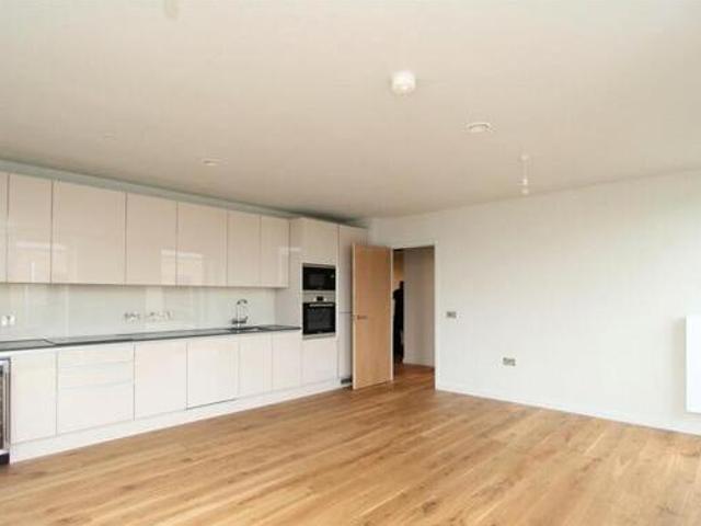 House for rent in Brentford End, Greater London