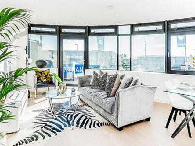 House for rent in Brentford End, Greater London