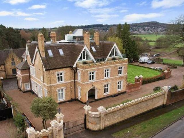 House for rent in Lyons, Greater London