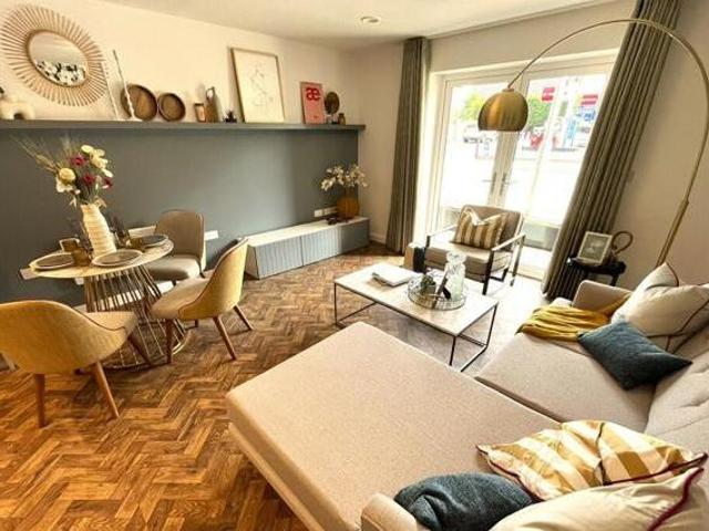 House for rent in Lyons, Greater London