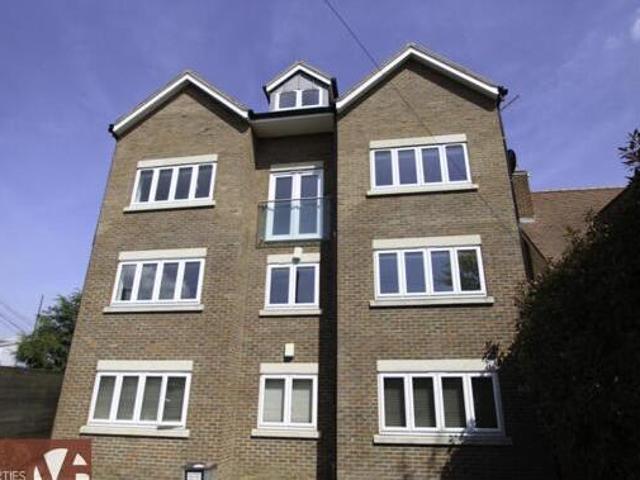 House for rent in Broxbourne, Hertfordshire