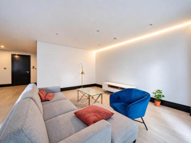 Apartment for rent in Cat Hill, England